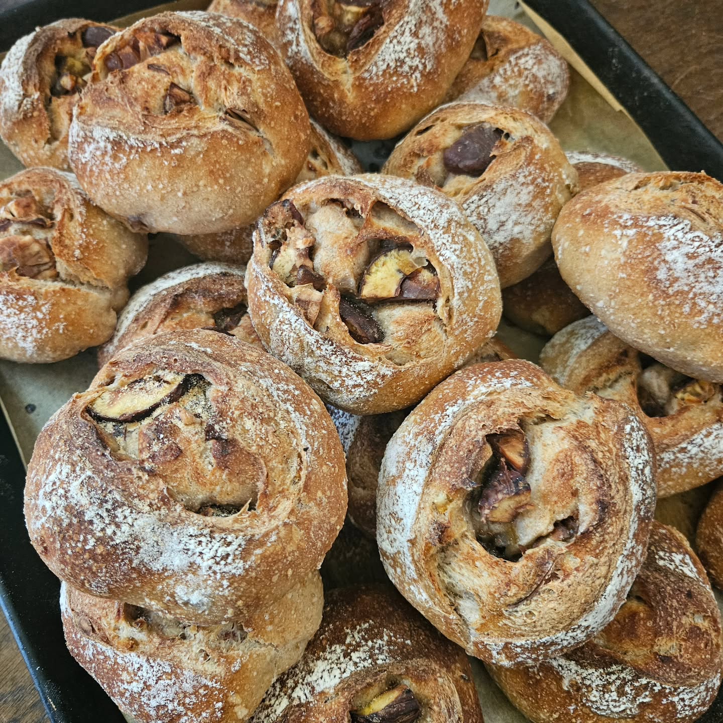 明日26日金曜日のメニューです