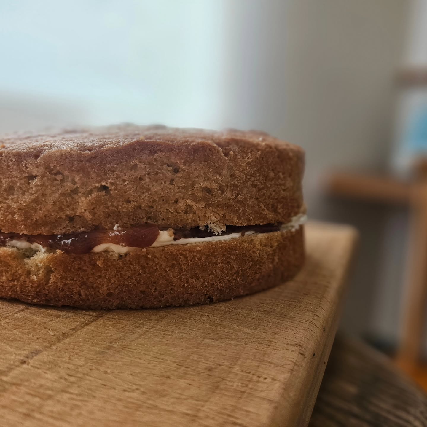 明日24日金曜日のメニューです